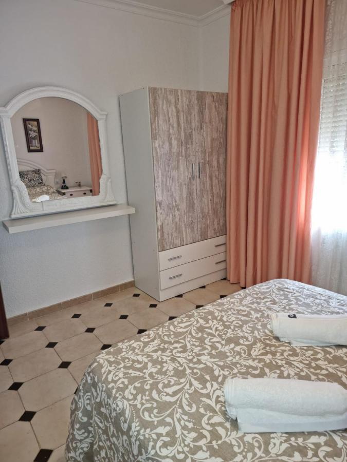 Wish Suite Dolores Leon De Triana Siviglia Esterno foto